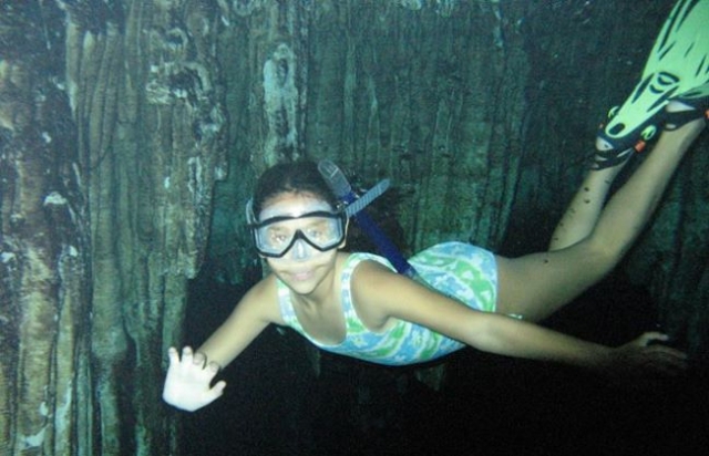 snorkeleando con alegria
